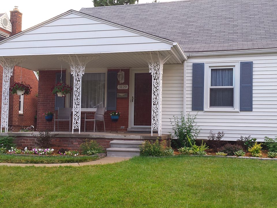 1st image of 3129 N Blair Ave