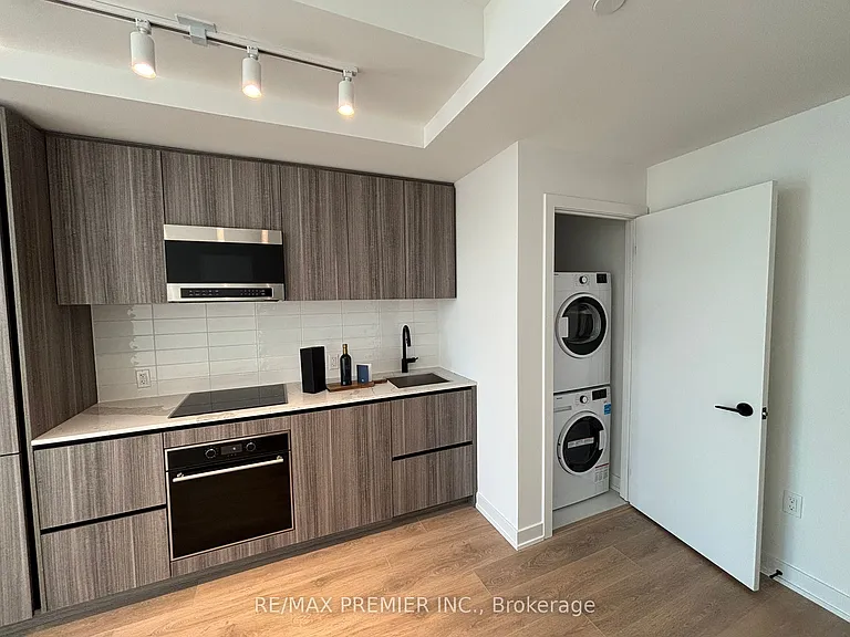 127 Broadway Ave #2903 — Photo 2