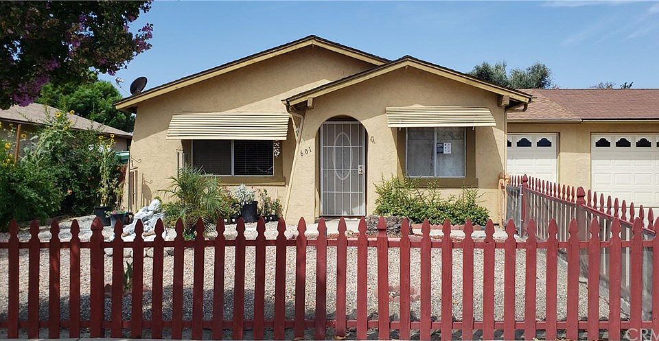 1st image of 601 San Dimas St