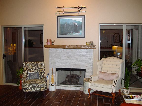 Living Room Fire Place N