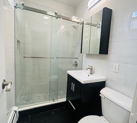 5th image of 601 10th Ave APT 4D