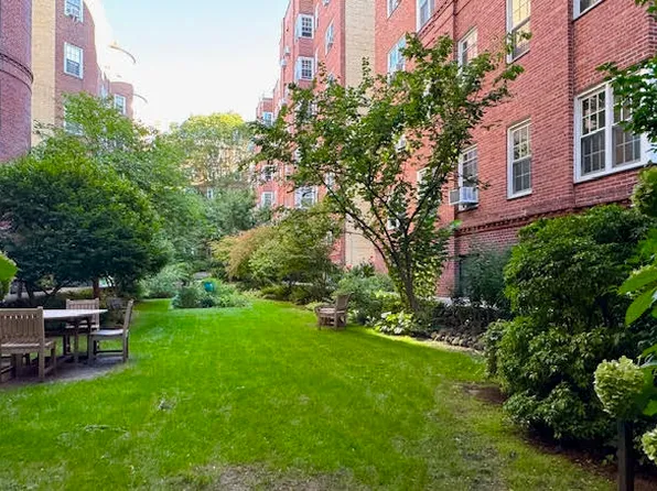 35-25 77th Street image 9 of 10