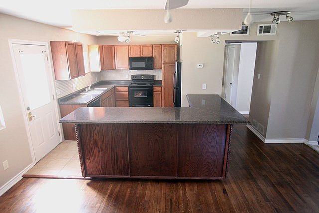 2nd image of 3114 N Dixie Blvd