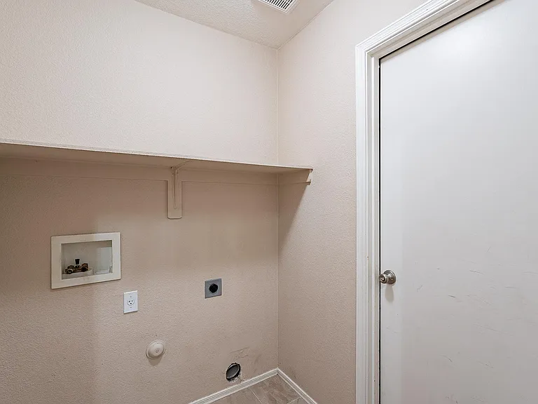 4504 W Sun Quest St — Photo 30