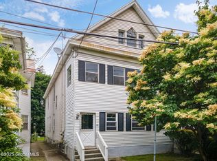 13 Barclay St, Albany, NY 12209