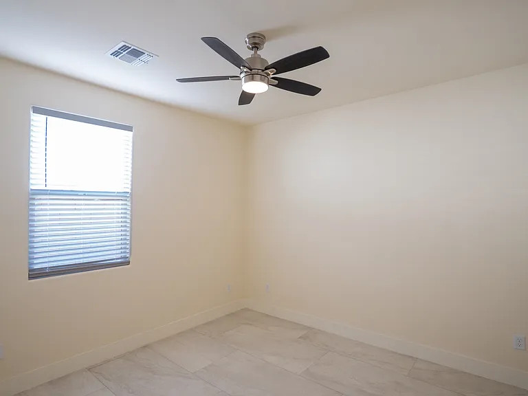 1620 E Hedrick Dr #1 — Photo 20