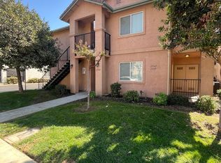 2541-2547 W Lark Ave #2541, Visalia, CA
