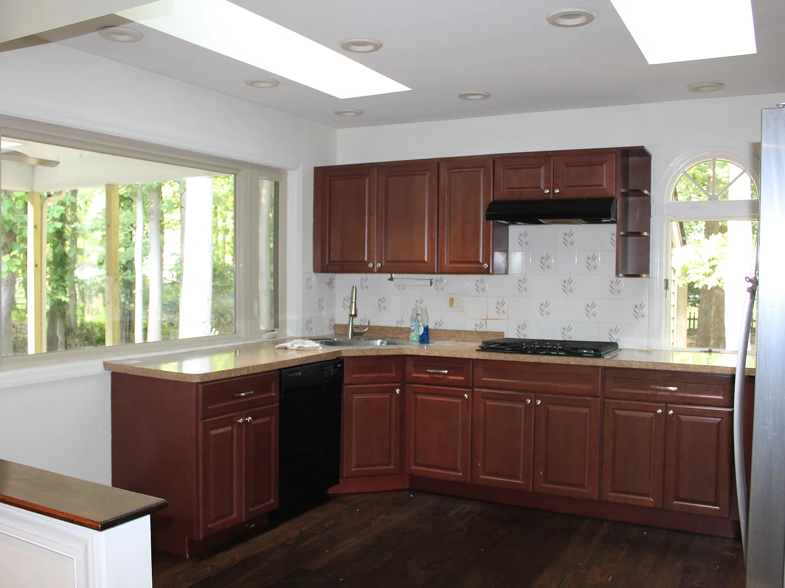 3 bed, 1704 sqft, $3,000 — Photo 4
