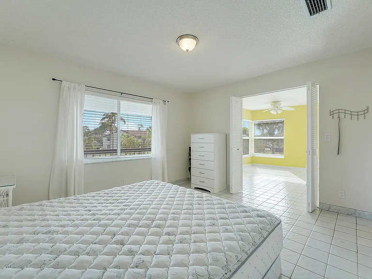 13679 Date Palm Ct #B — Photo 9