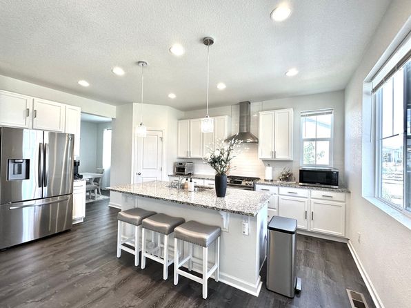 57 Marlowe Dr