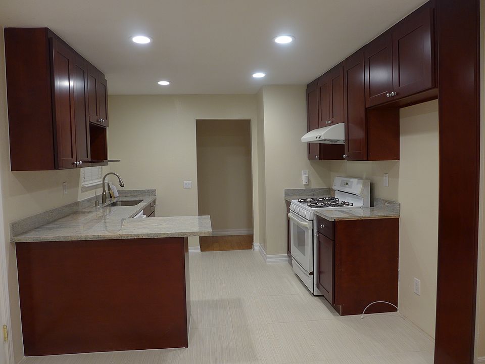 1st image of 380 Pomo Dr