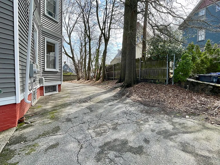 11 Preston St #2A — Photo 15