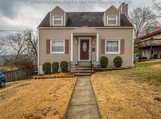 1233 Woodland Dr, Charleston, WV 25302