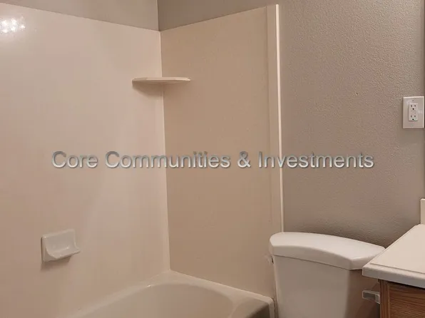 South Jordan Six, 10679 S 2200 W #3, South Jordan, UT 84095