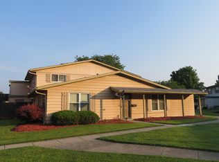 2526 Nassau Dr, Columbus, OH 43232