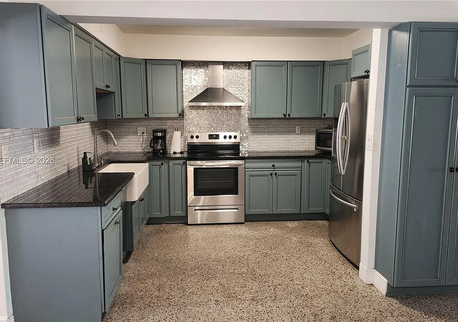 482 NE 8th Avenue 482, Deerfield Beach, FL 33441 - 2118 — Photo 1