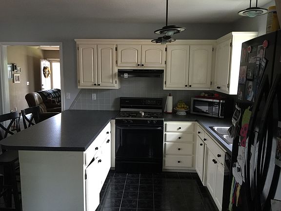 2nd image of 1460 E 138th St S