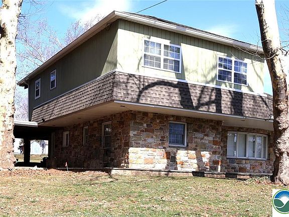 2nd image of 8297 Mertztown Rd