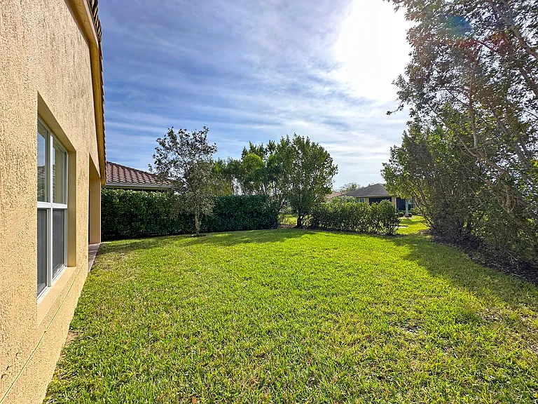 11329 SW Birch Tree Cir — Photo 36