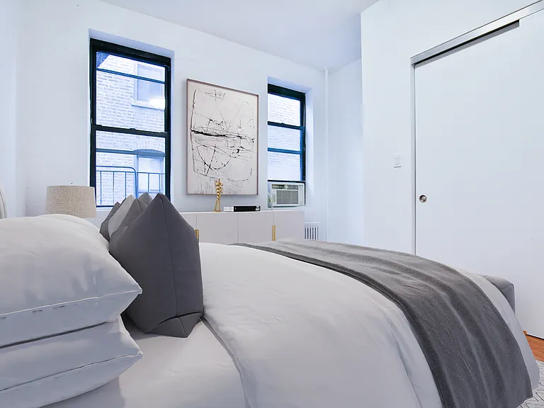 703 9th Ave #4C — Photo 5