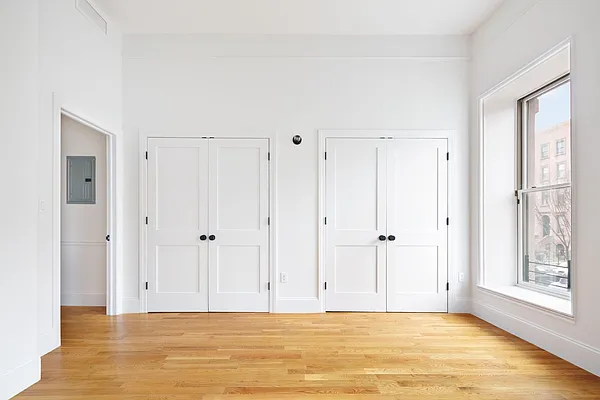 Sold by Compass | media 6