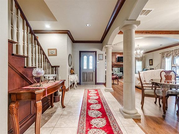 4th image of 2108 Dansmere Ave