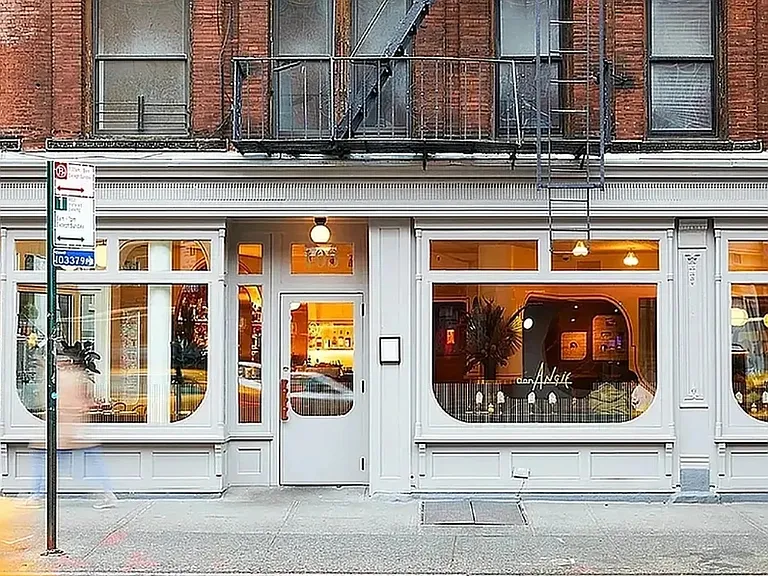 72 Carmine St #4R — Photo 11