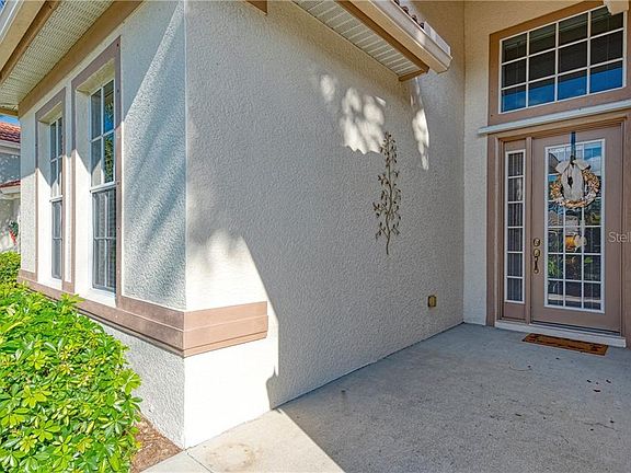 2nd image of 13309 Golf Pointe Dr