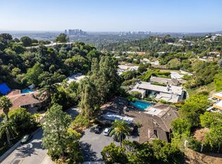 1099 N Hillcrest Rd, Beverly Hills, CA 90210