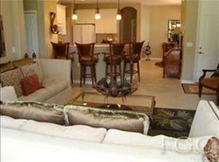 10649 Camarelle Cir, Fort Myers, FL 33913