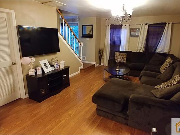 5th image of 14 Telegraph Ln