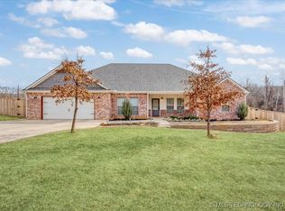 2086 Ranchette Rd, Durant, OK 74701