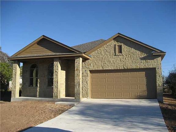 2nd image of 1245 Lovers Ln