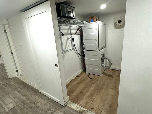 3rd image of 54 Bryant St #1