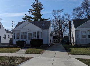 17520 Toepfer Dr, Eastpointe, MI 48021