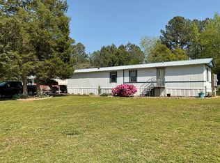 195 Poplar Dr, Macon, NC 27551