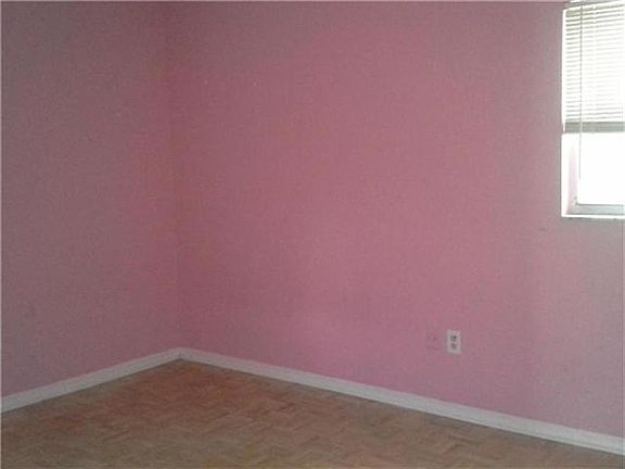 2nd image of 2610 Hartwell Ave