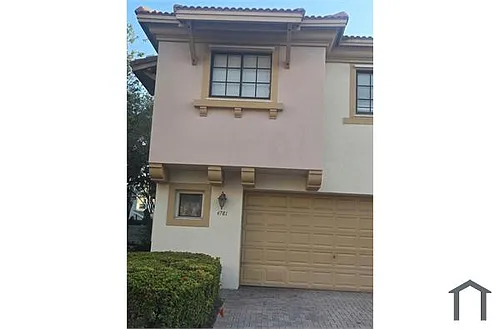 4781 Grand Cypress Cir N Photo 1