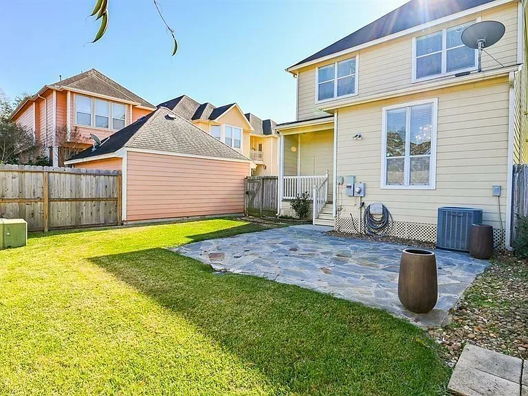 802 Garden Trace Ln — Photo 23