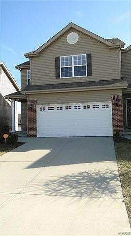 1st image of 865 Foxgrove Dr