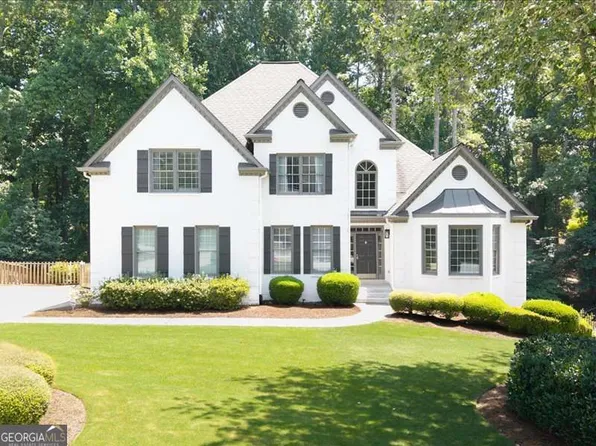 1630 Reindeer Rdg, Alpharetta, GA 30005