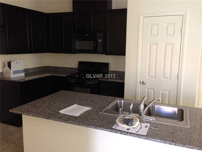2nd image of 4526 Lime Straight St
