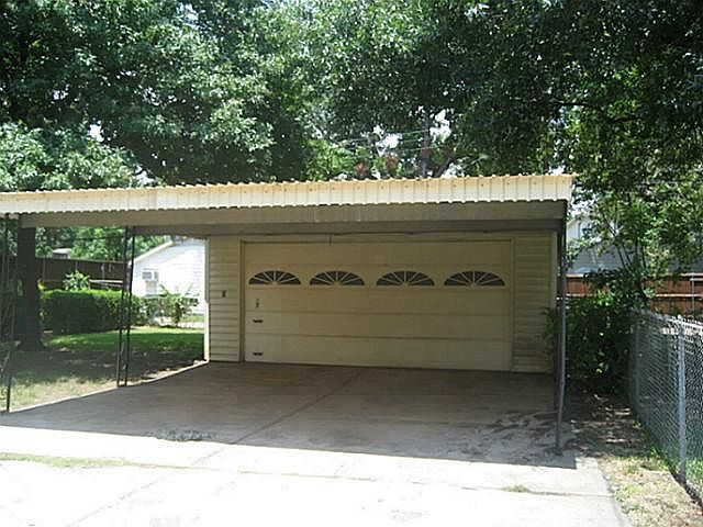 2nd image of 6821 Southridge Dr