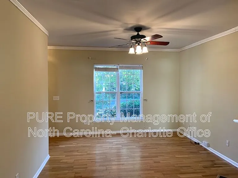 7428 Darblay St — Photo 9