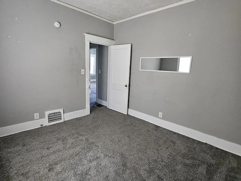 2519 Binney St — Photo 3