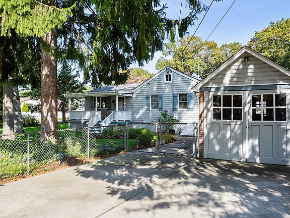 2nd image of 271 Haven Ave