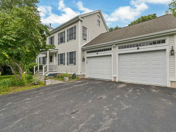 14 Viola Circle, Seabrook, NH 03874