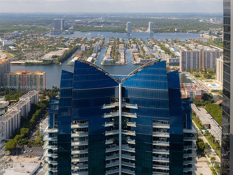 17121 Collins Ave #Penthouse 4406 — Photo 58