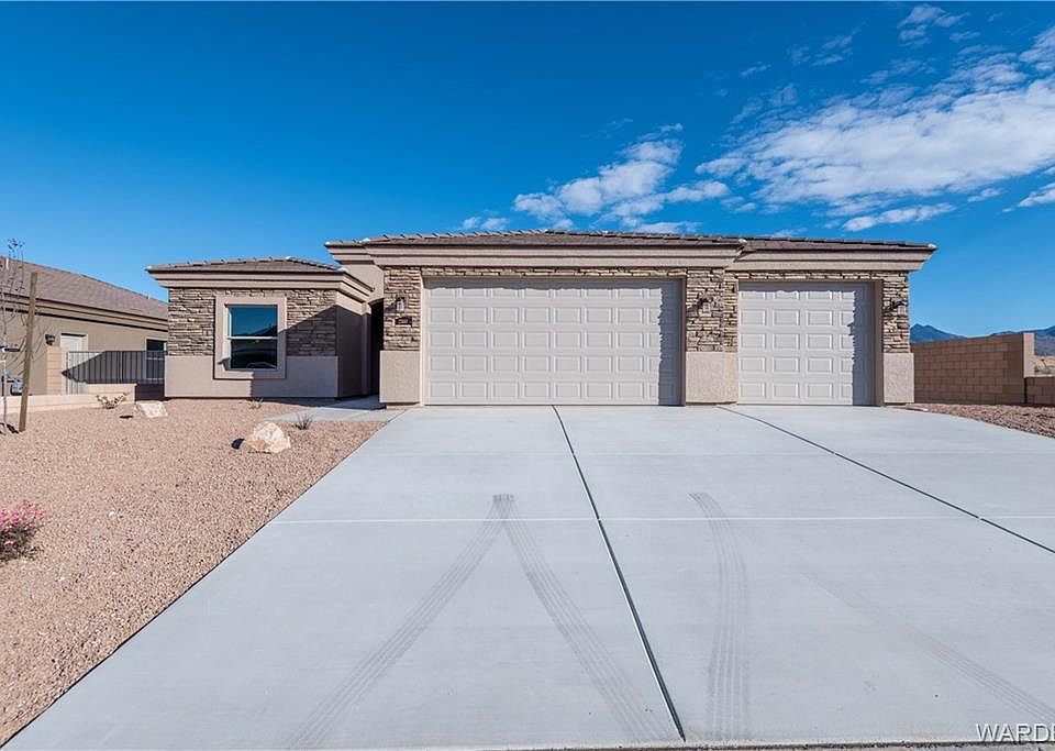 1st image of 2360 Wildflower St