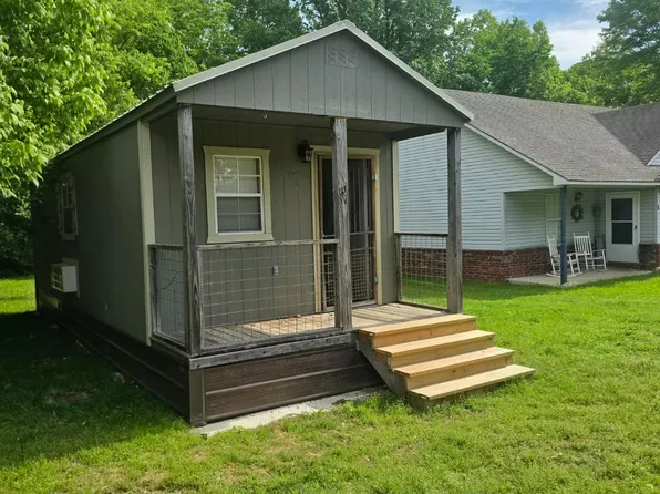 81 Green Ln, Batesville, AR 72501